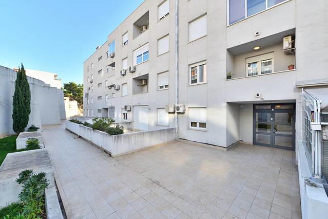 Apartament Betoma